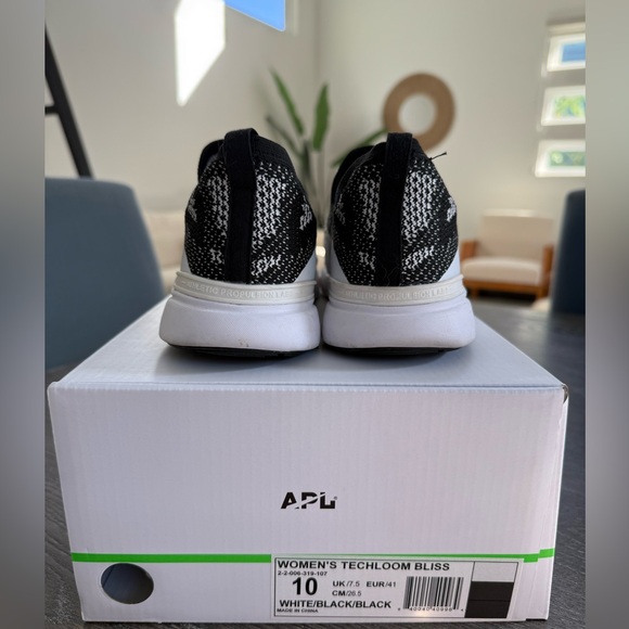 APL Women’s Techloom Bliss- Size 10 - Picture 5 of 11